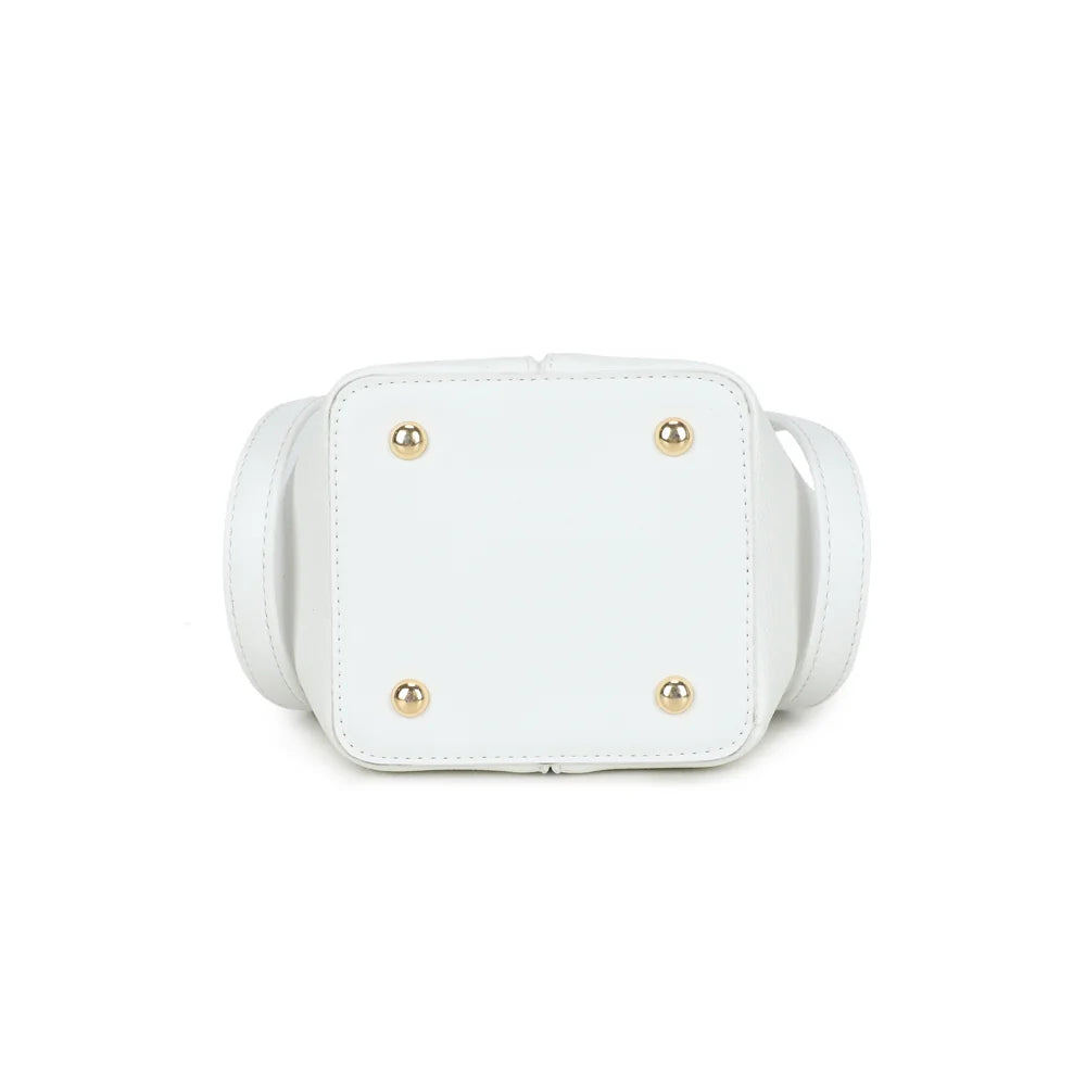 Dessous du Airy Style blanc, une base compacte qui garde la forme structurée du sac – réf. Z-83093