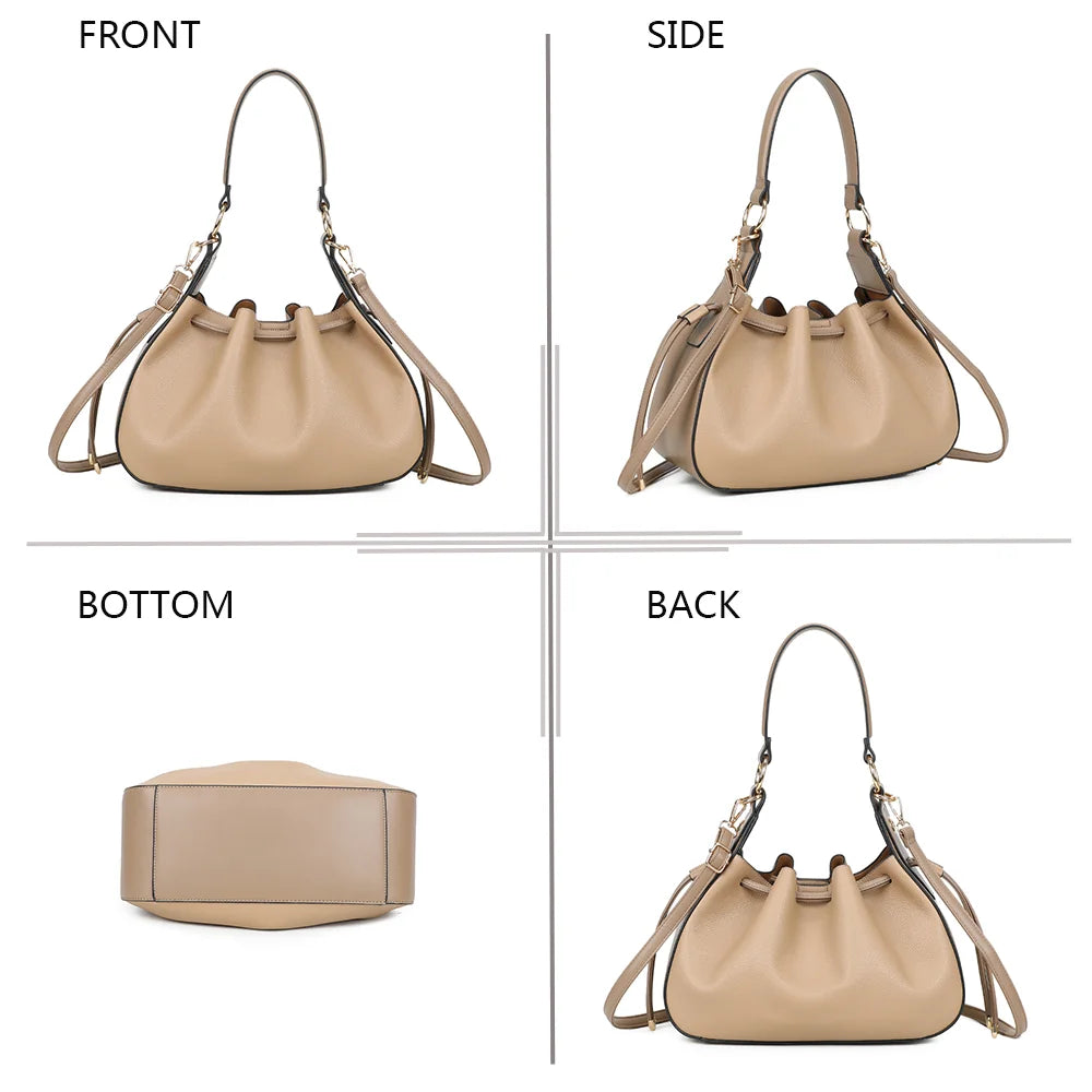 L’Alma Trousse taupe foncé sous quatre angles : face, côté, dessous et dos, en simili cuir grainé – réf. DQ-8717