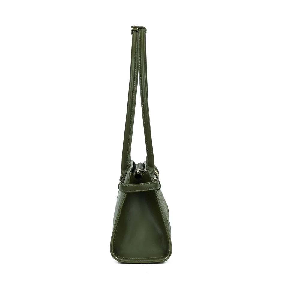 Profil du sac Amarante vert : soufflet latéral lisse et 10 cm de profondeur pour l’essentiel