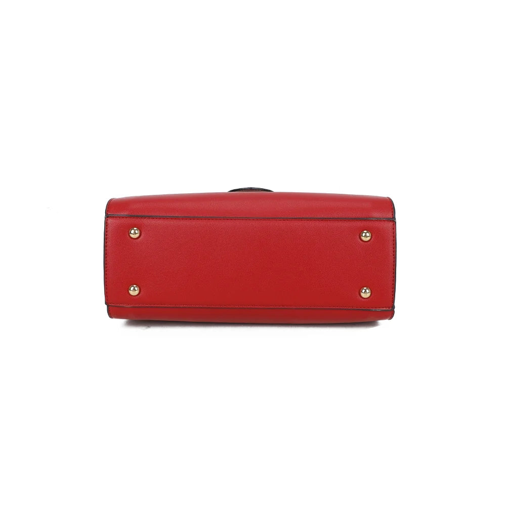 Dessous du sac Améline noir, base structurée qui tient bien le sac droit – réf. DQ-8720
