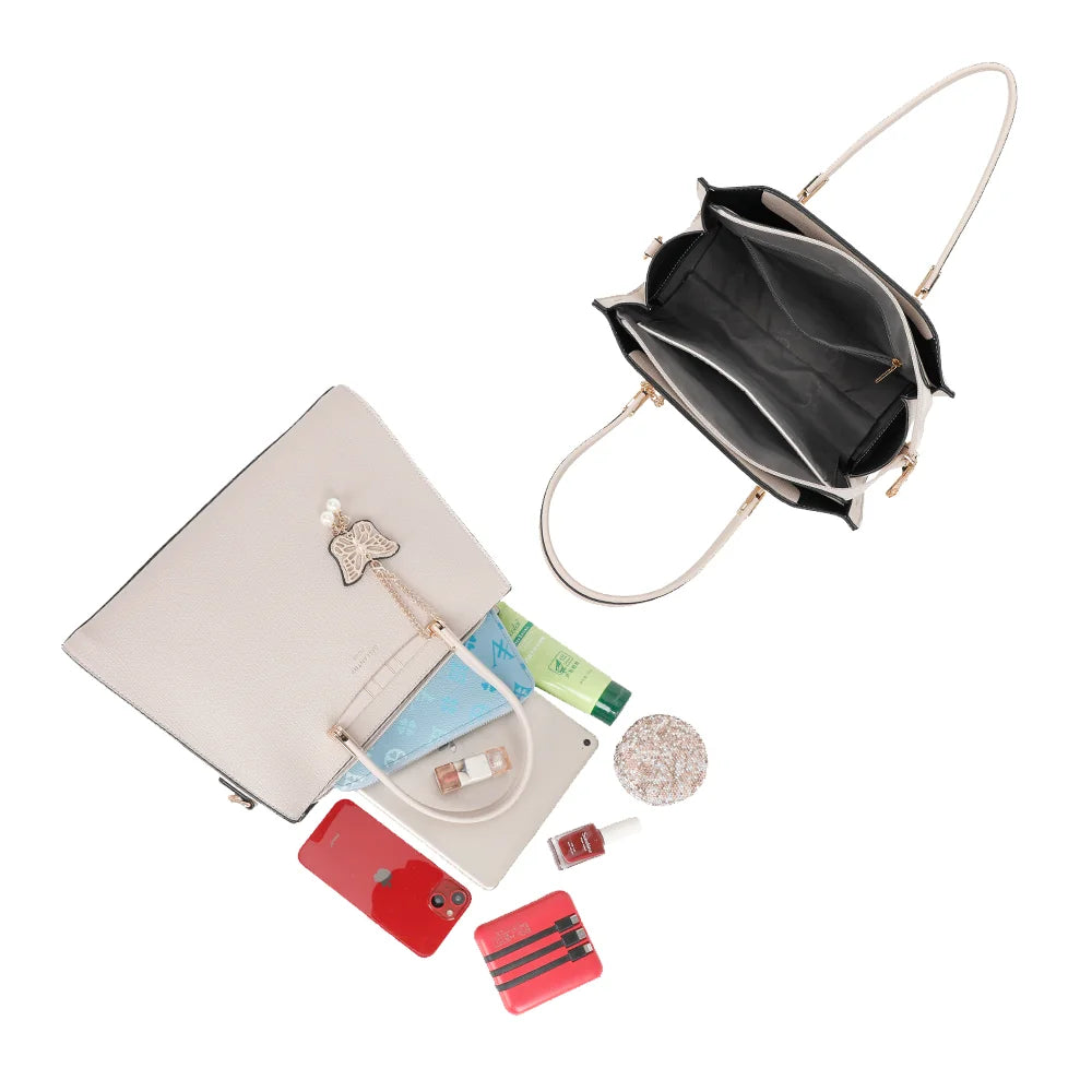 Intérieur de l’Ariane beige : trois compartiments pour téléphone, maquillage et petits essentiels – réf. R-1973