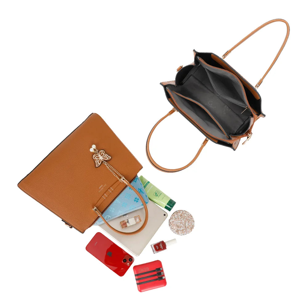 Intérieur de l’Ariane marron : trois compartiments pour téléphone, maquillage et petits essentiels – réf. R-1973