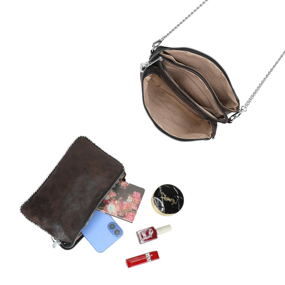 Intérieur du sac Aurora café : compartiments zippés pour téléphone, poudrier et rouge à lèvres – réf. KJ-62015