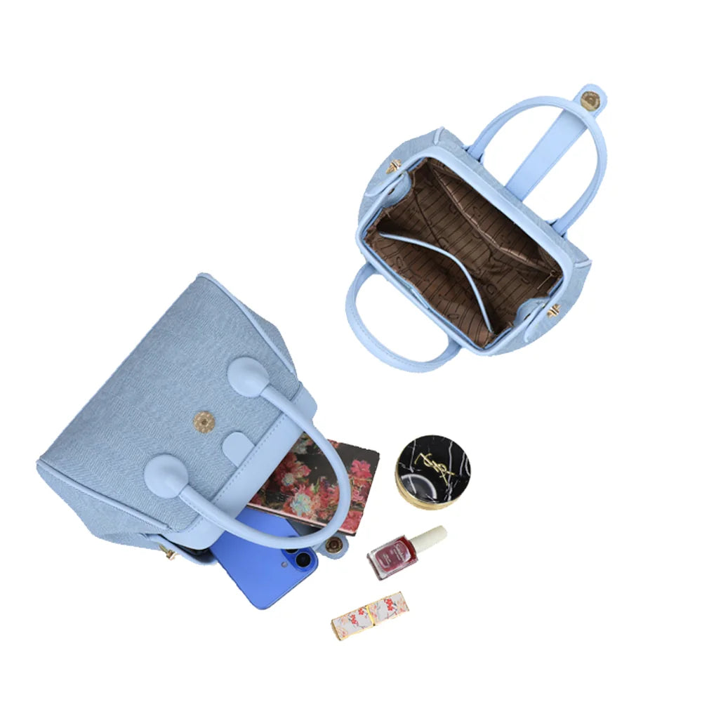 Intérieur du sac Aurore bleu clair : compartiment doublé et poche intérieure pour vos essentiels – réf. A-9145