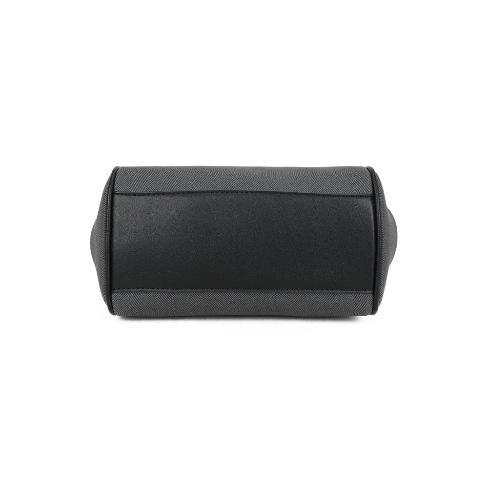 Dessous du sac Aurore noir, base structurée bordée d’un passepoil lisse assorti aux anses – réf. A-9145