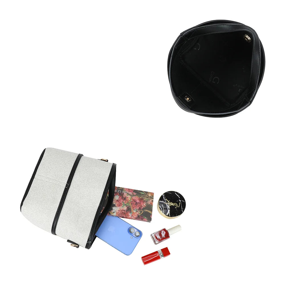 Intérieur du Ava Épure beige/noir : place pour un smartphone, un carnet et un rouge à lèvres – réf. R-2026-1