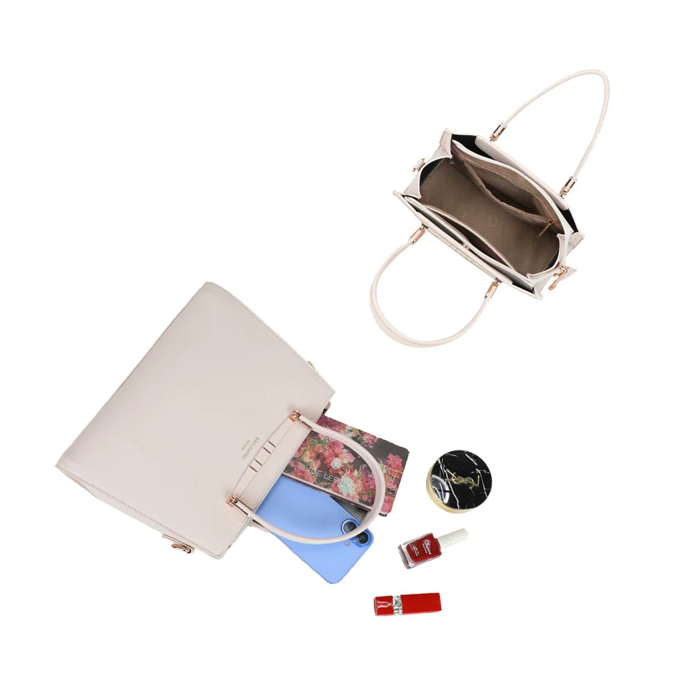 Intérieur du sac Azure beige organisé en compartiments pour téléphone, portefeuille et maquillage – réf. R-1973-S