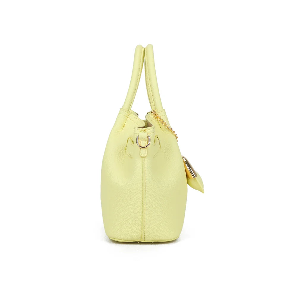 Profil du Blossom jaune : 10 cm de profondeur et anneau doré pour accrocher la bandoulière amovible – réf. A-9149