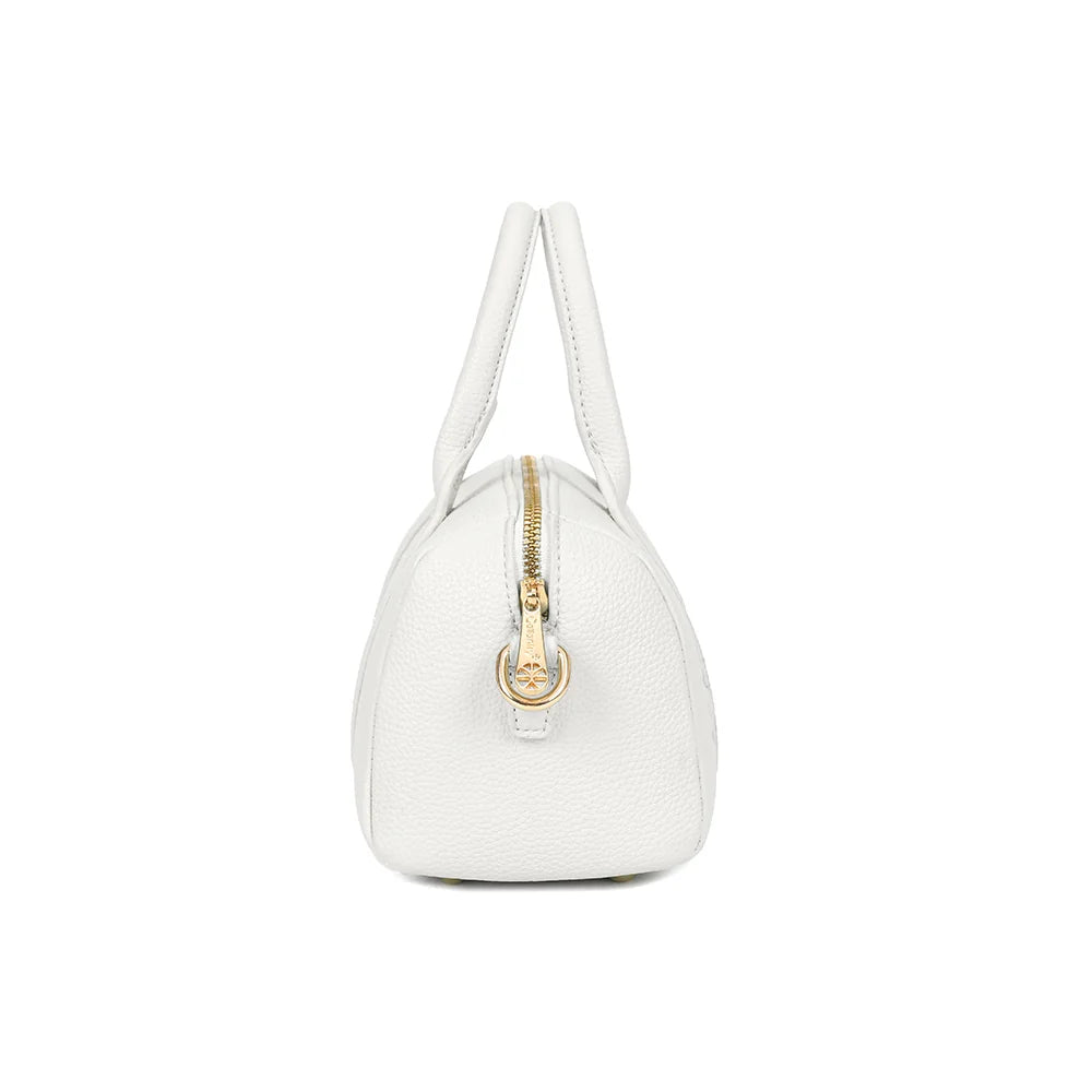 Profil du Bowlbag mini blanc : forme tonneau compacte et anneau doré pour la bandoulière – réf. R-1995