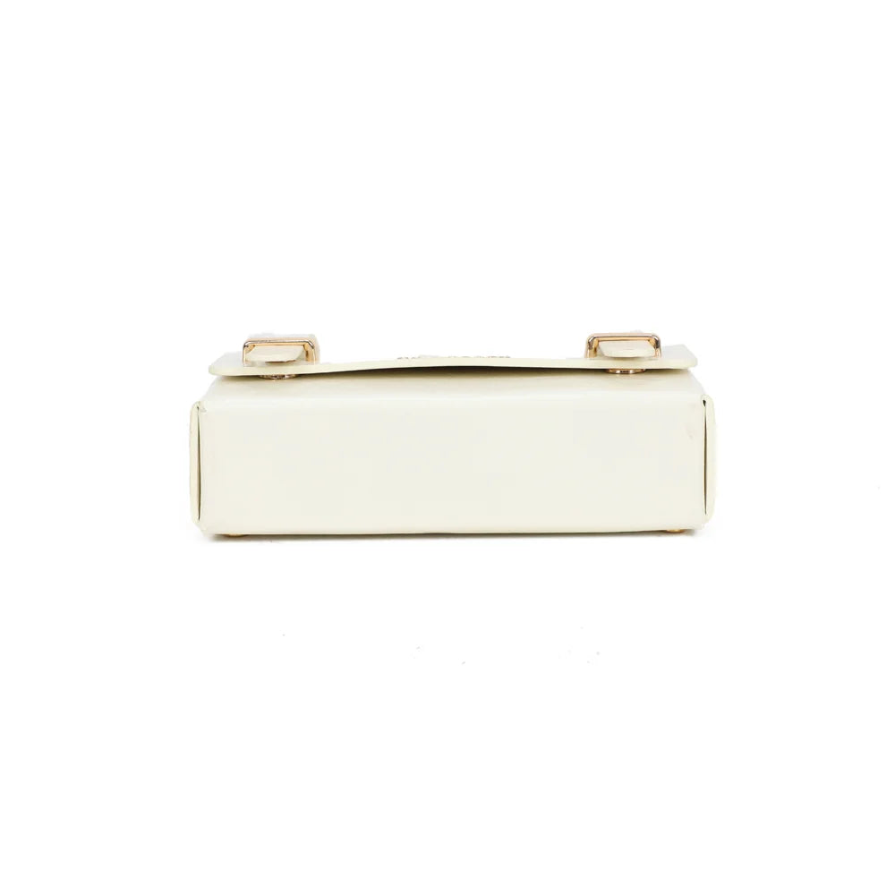 Dessous du Boxy blanc, base plate qui garde au sac sa forme de boîte structurée – réf. MW-24001