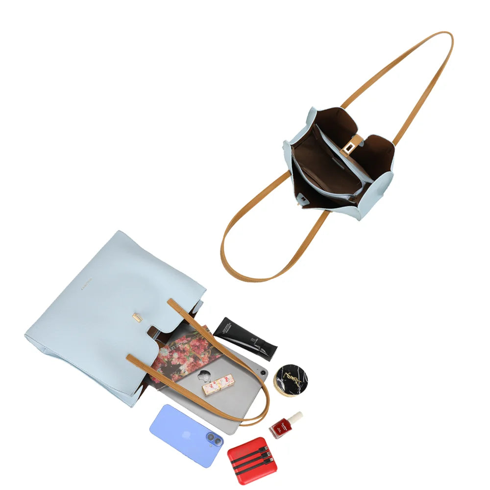 Intérieur du Camélia bleu clair : grand compartiment, poche zippée et poche plaquée pour s’organiser – réf. MW-24002