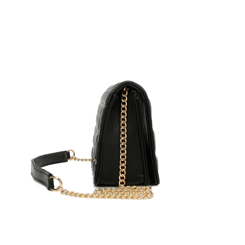 Profil du Camille noir : format compact de 8 cm de profondeur et attaches de la chaîne dorée – réf. C-0154