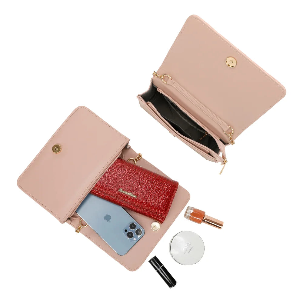 Intérieur du Camille rose : rabat à bouton-pression doré et poche zippée pour smartphone et essentiels – réf. C-0154