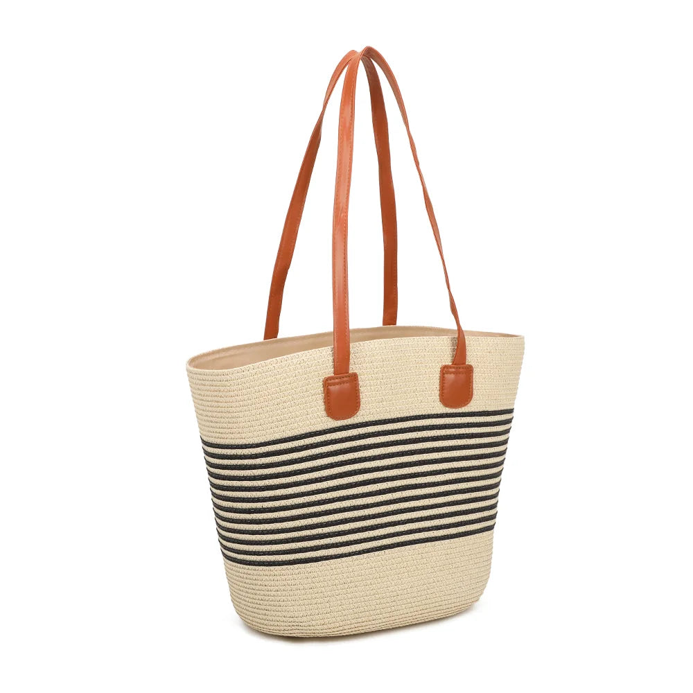 Capucine beige vu de trois-quarts : forme cabas évasée et tressage rayé effet paille – réf. JA-29001