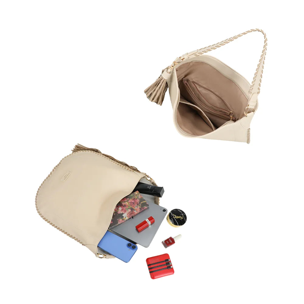 Intérieur du Céleste beige : grand volume pour tablette et téléphone, avec poche zippée intérieure – réf. JC-53006