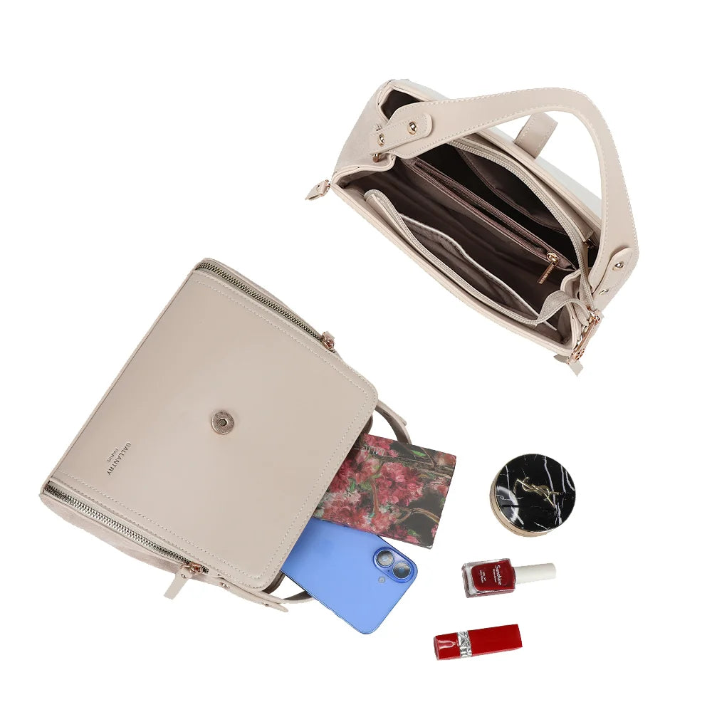 Intérieur du City Square beige : plusieurs compartiments et poche zippée pour ranger vos essentiels – réf. R-2040