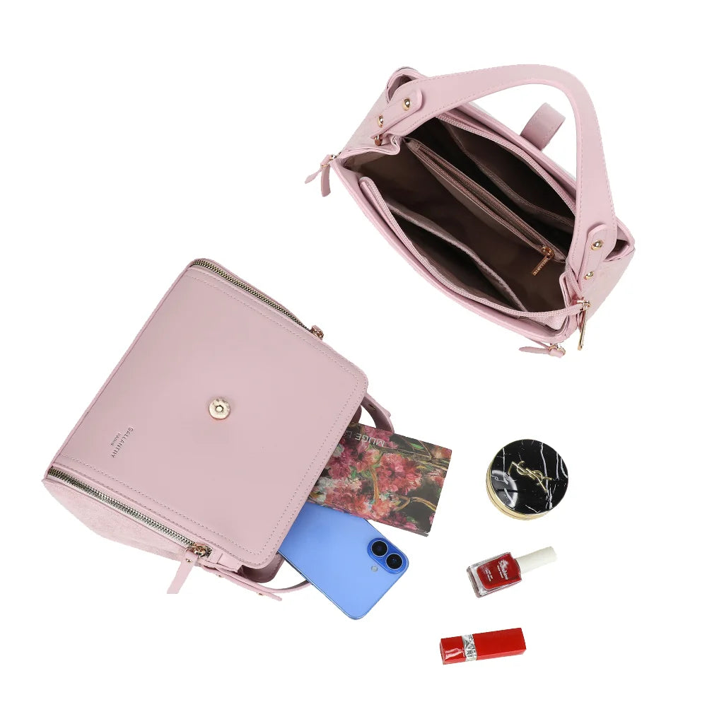 Intérieur du City Square rose : plusieurs compartiments et poche zippée pour ranger vos essentiels – réf. R-2040