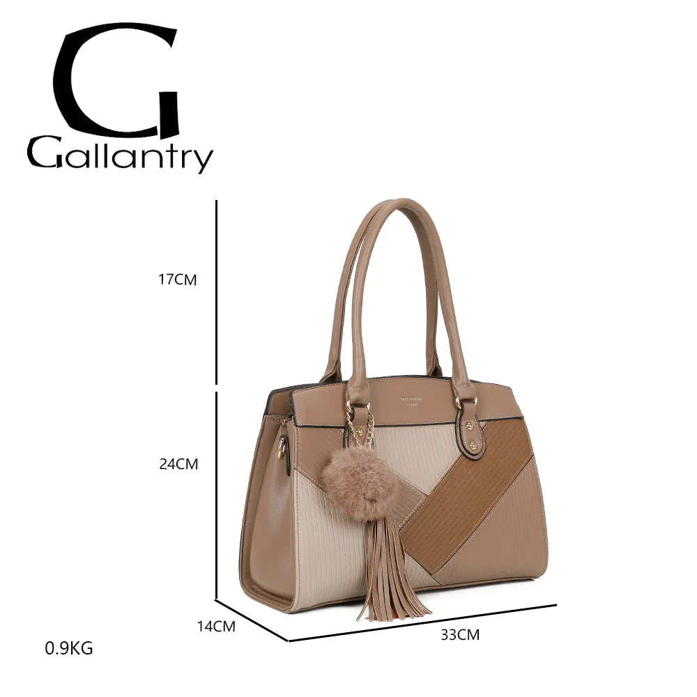 Dimensions du Cléo taupe foncé : 33 × 14 × 24 cm, anses de 17 cm, poids de 0,9 kg – réf. R-1501-4