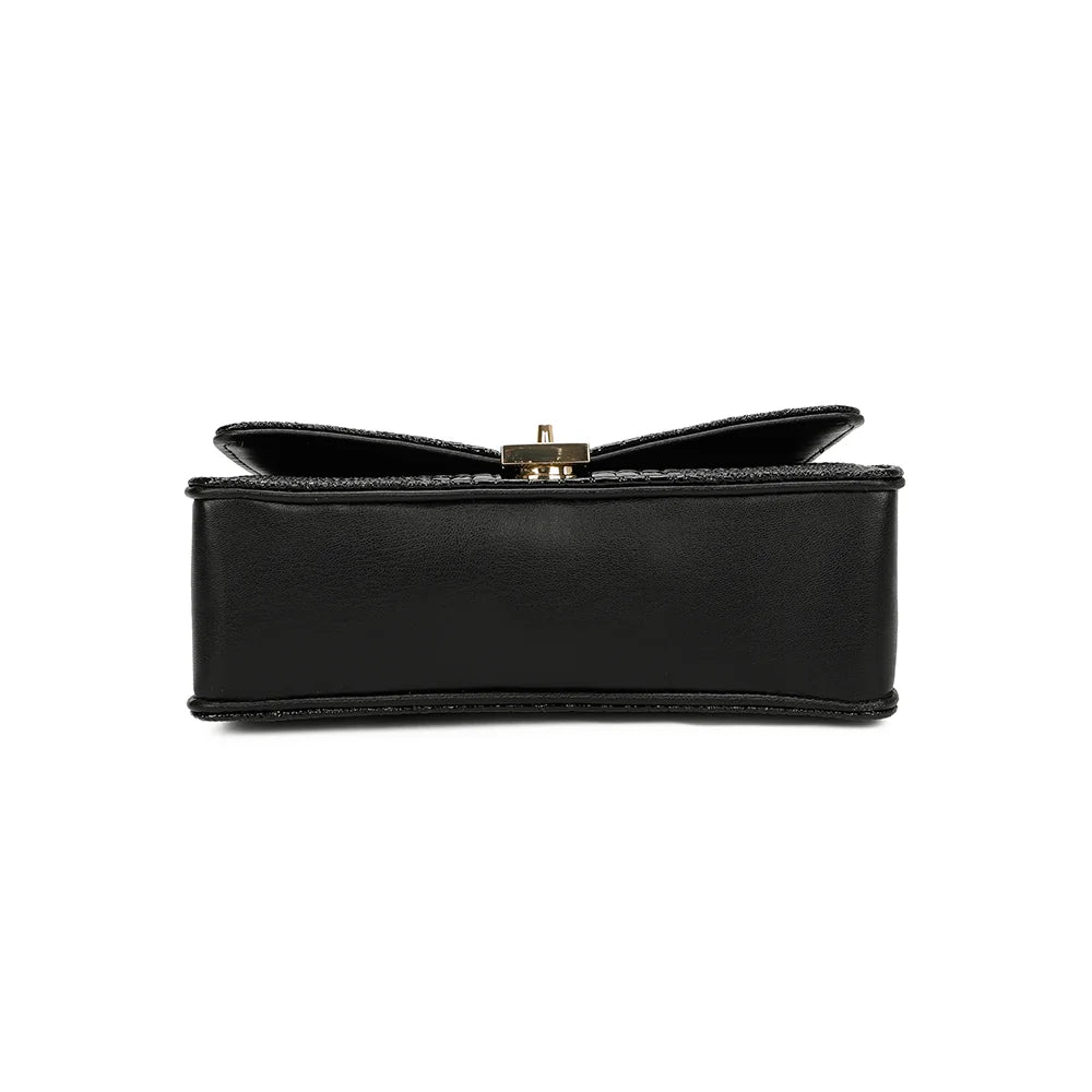 Dessous du sac Corail noir, base structurée qui garde la forme du sac – réf. R-6661
