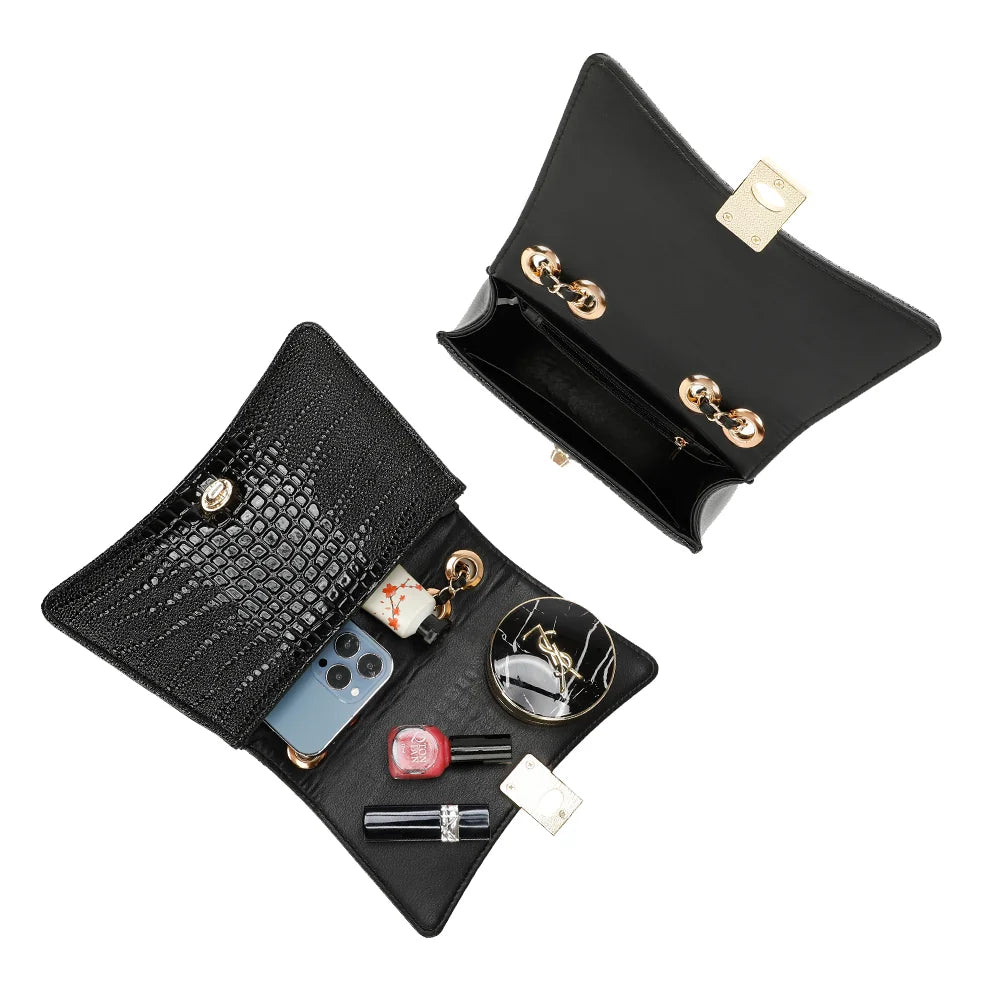 Intérieur du Corail noir : compartiment principal avec poche zippée, place pour un smartphone – réf. R-6661