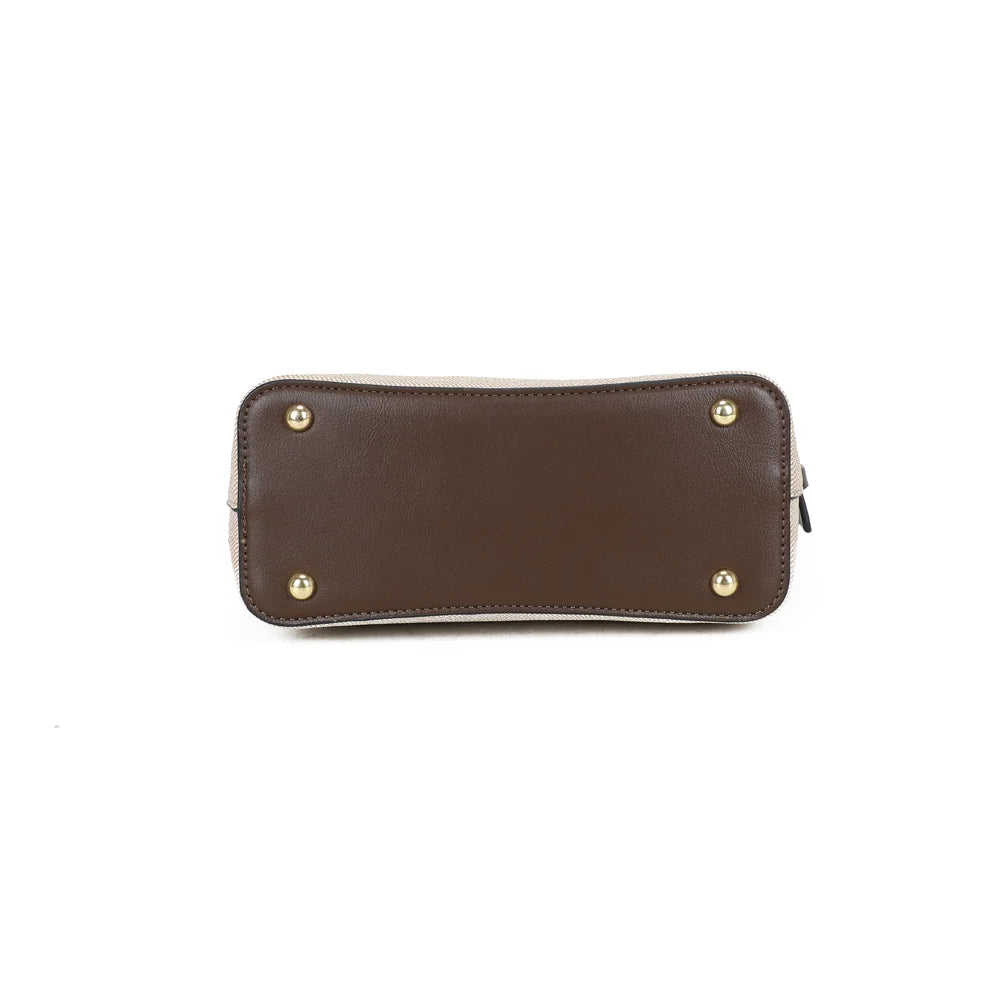 Dessous du sac Eden café avec ses pieds de protection pour le poser sans souci – réf. DQ-8714-1