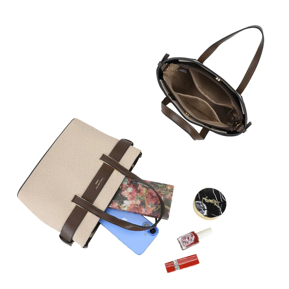 Intérieur du sac Eden café : compartiment zippé et poches pour téléphone, carnet et maquillage – réf. DQ-8714-1