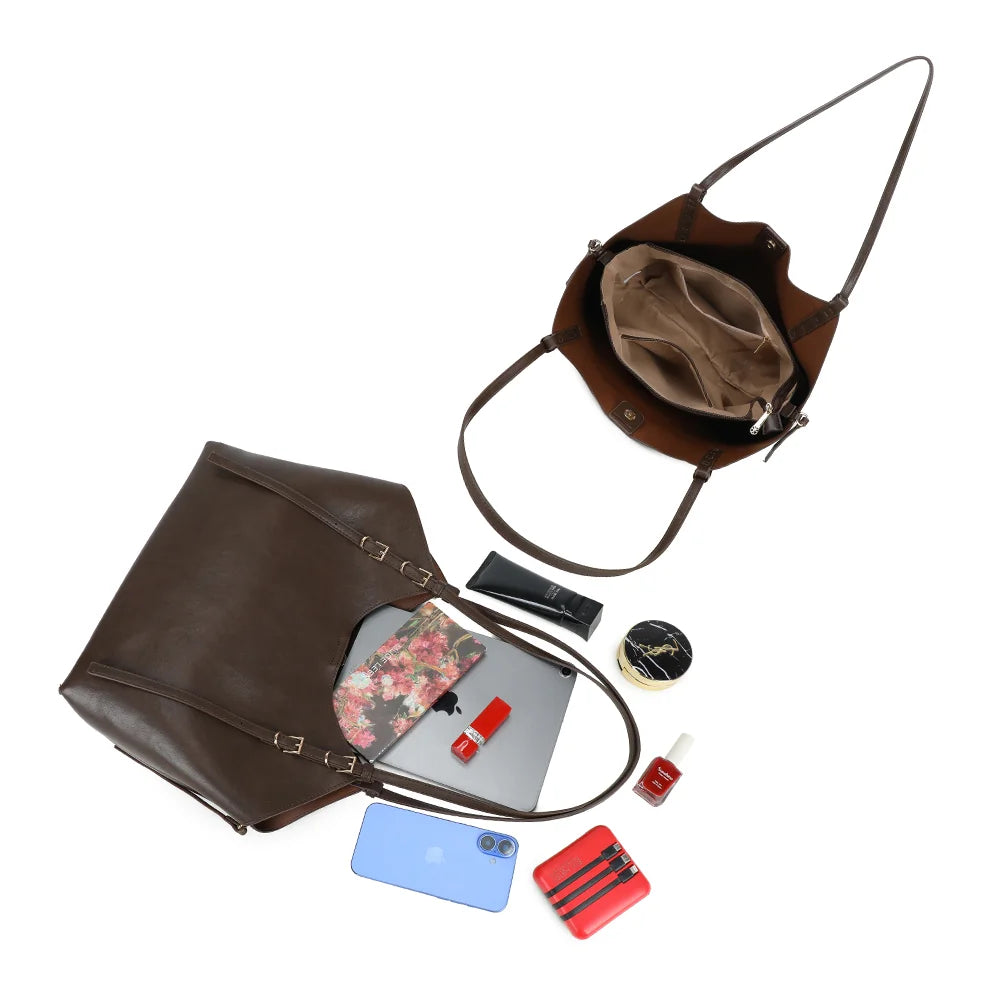 Intérieur de l’Élance café : compartiments pour tablette, portefeuille et trousse – réf. A-8721-1