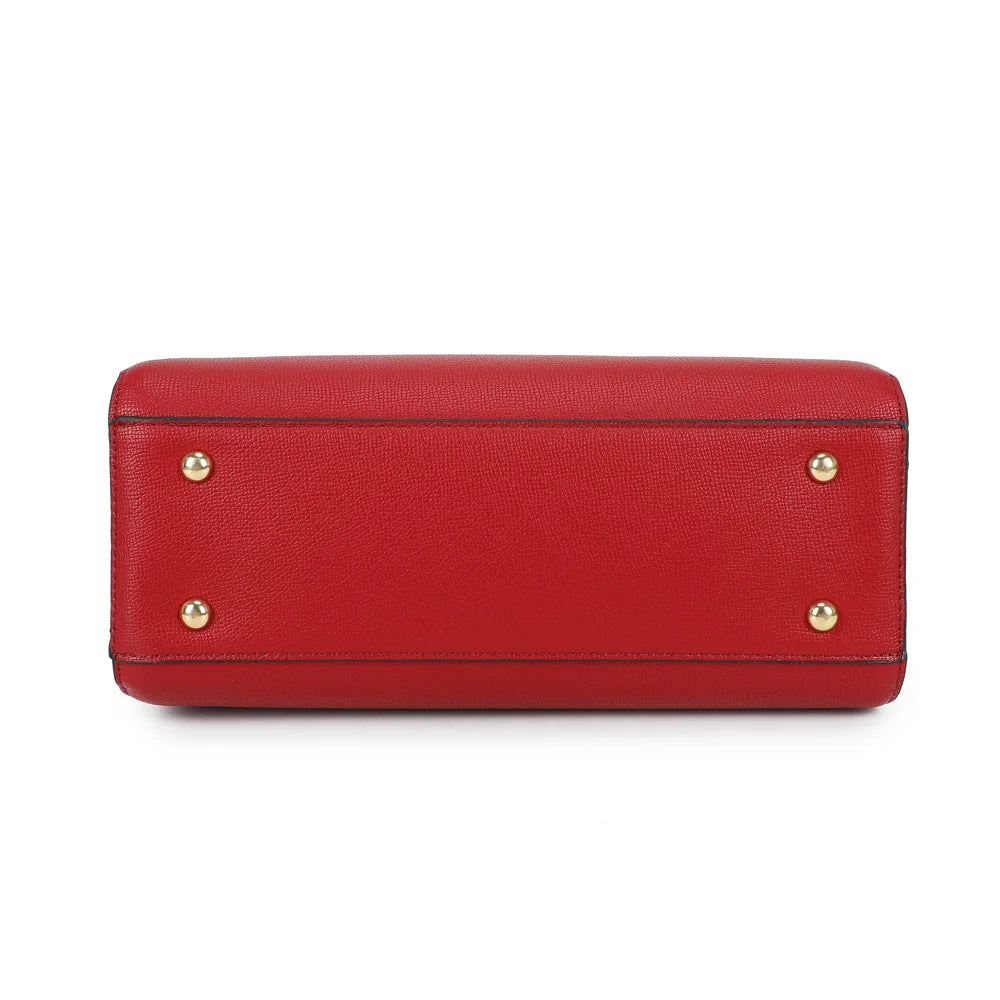 Dessous du sac Élancia rouge foncé : fond plat qui garde au sac sa forme bien structurée – réf. DQ-8696