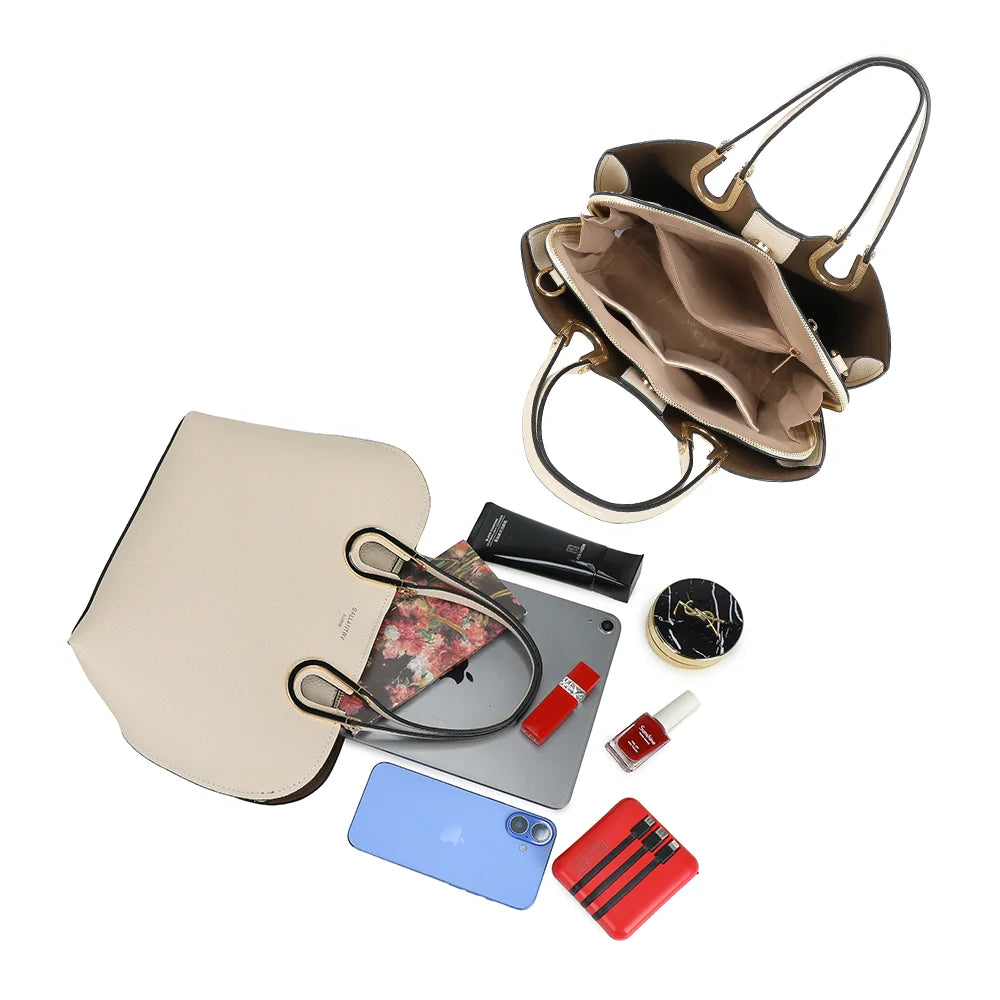 Intérieur du sac Élora beige : compartiment central zippé et poche intérieure – réf. M-9382-1