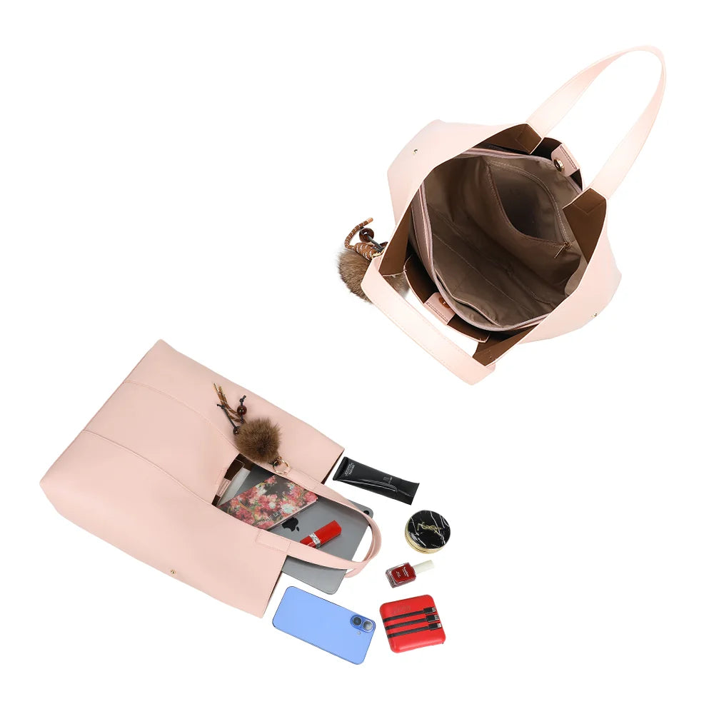 Intérieur de l’Erythéa rose : grand compartiment doublé, assez vaste pour une tablette et vos essentiels – réf. R-2027