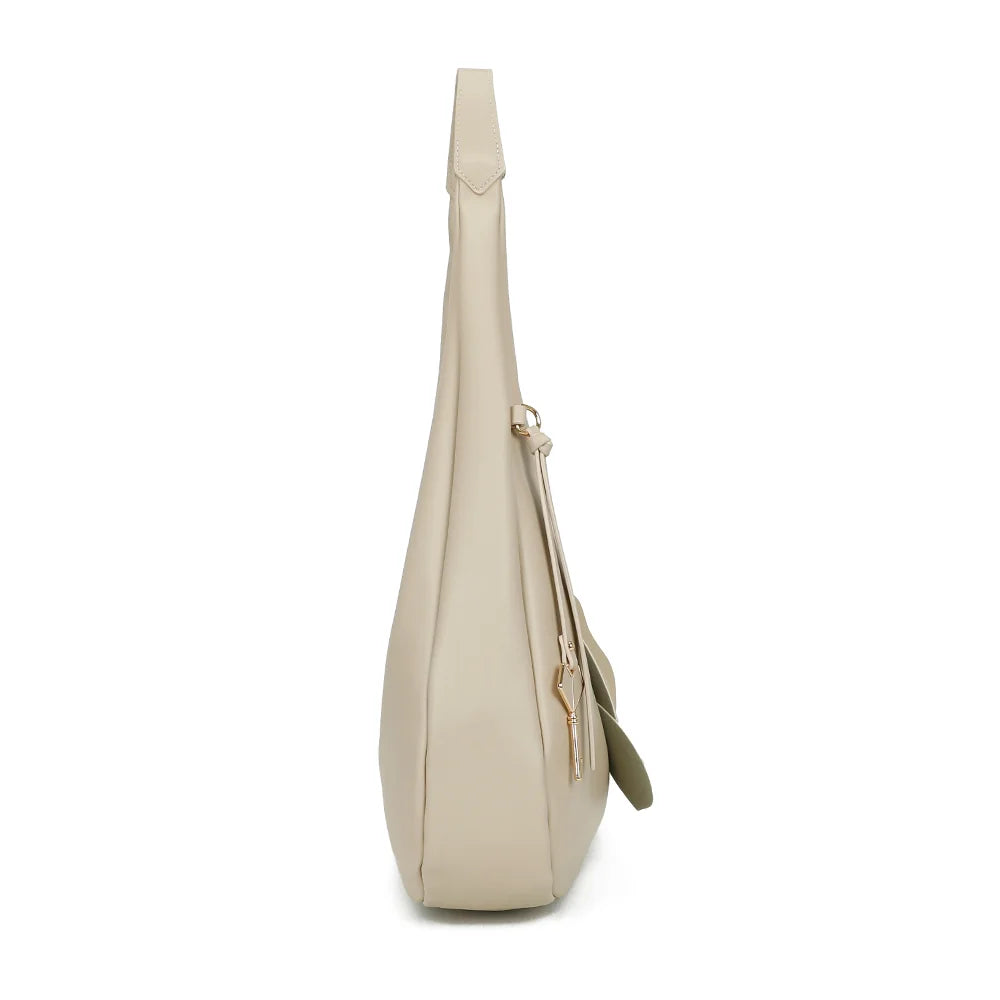 Profil du Fleur de Lune beige : ligne fine et anse unique large pour un port à l’épaule – réf. G-7494