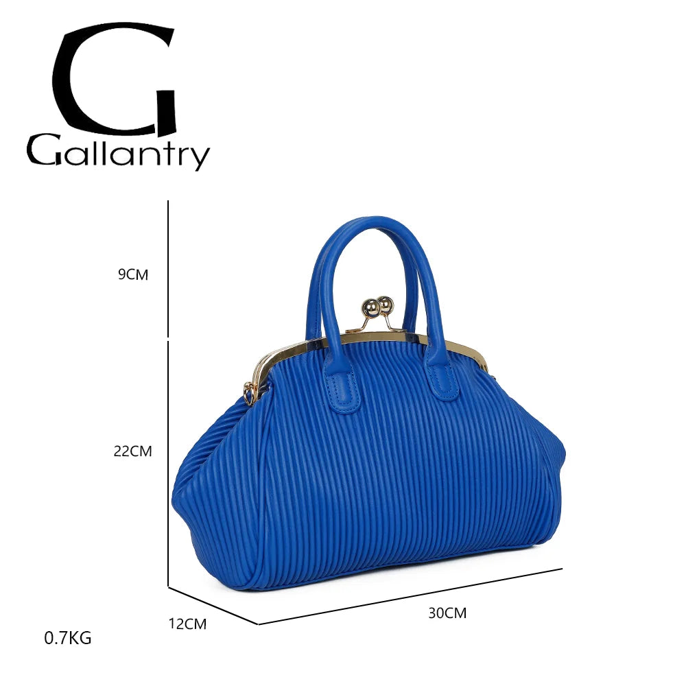 Dimensions du Gabrielle Retro bleu : 30 × 12 × 22 cm, anses de 9 cm de hauteur, poids 0,7 kg – réf. R-1691-1
