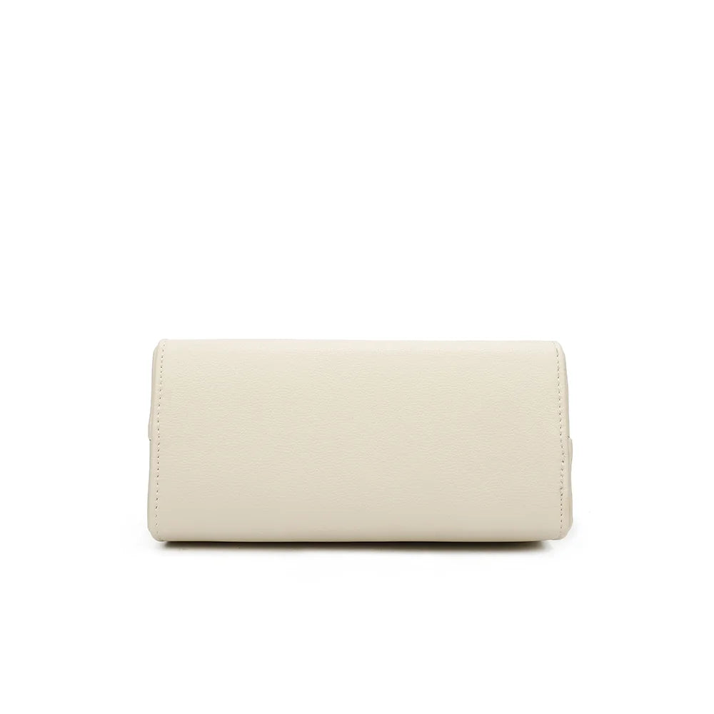 Dessous du Giuliana beige, vue de la base de ce sac à main compact de 22 cm de large – réf. M-9382-1