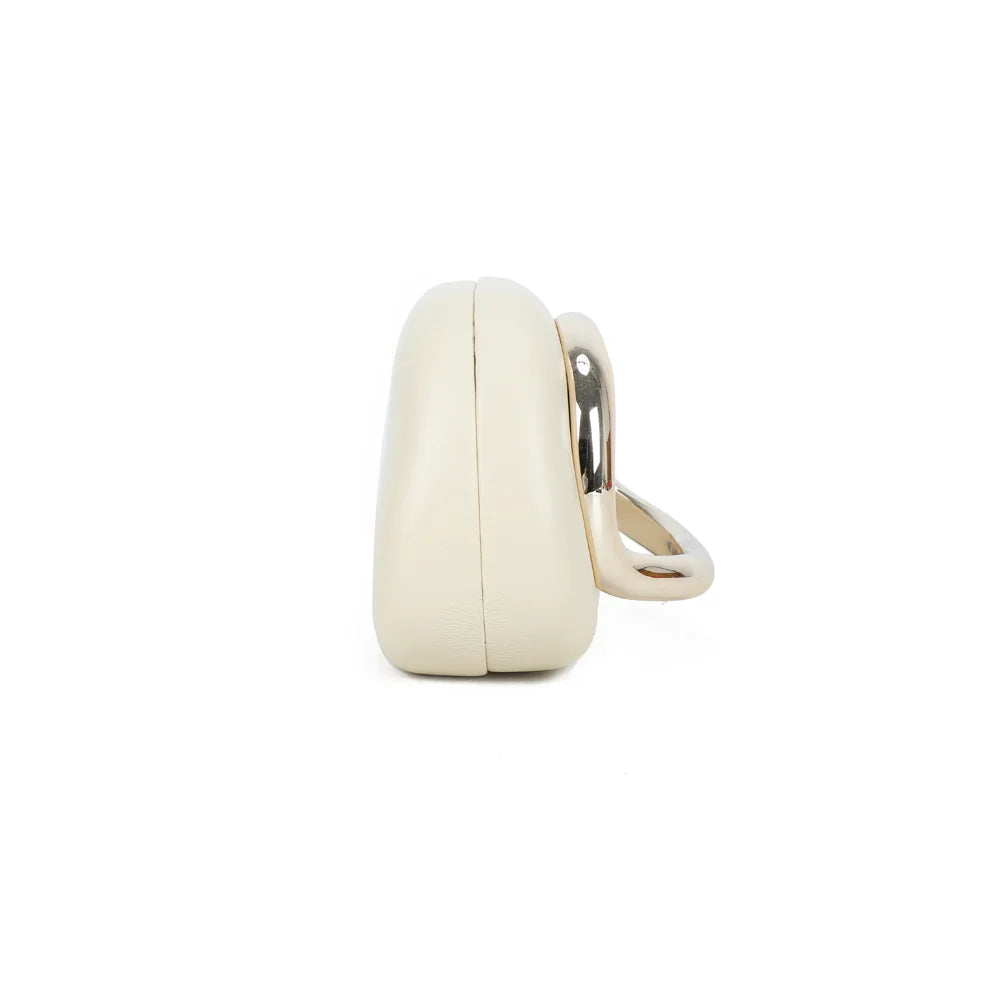 Profil de la Glam Ring beige : 6 cm de profondeur pour une pochette bombée, compacte et structurée – réf. WL-92009-2