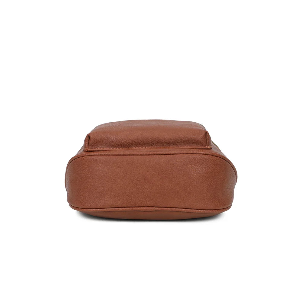 Dessous du Glamour marron foncé : base arrondie en simili cuir grainé pour une silhouette douce – réf. Z-83047
