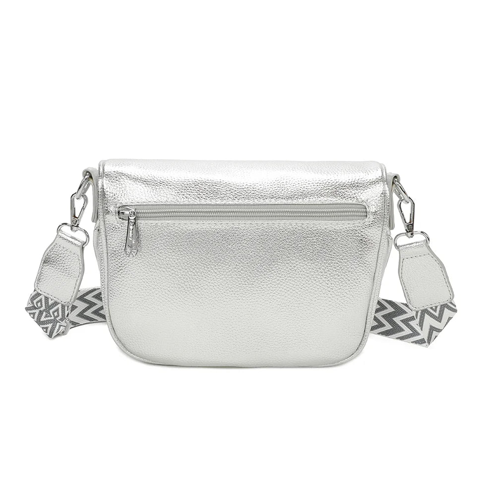 Dos du Glamour Shiny argent : surface grainée brillante qui accroche la lumière, sangle réglable fixée – réf. Z-83047-1