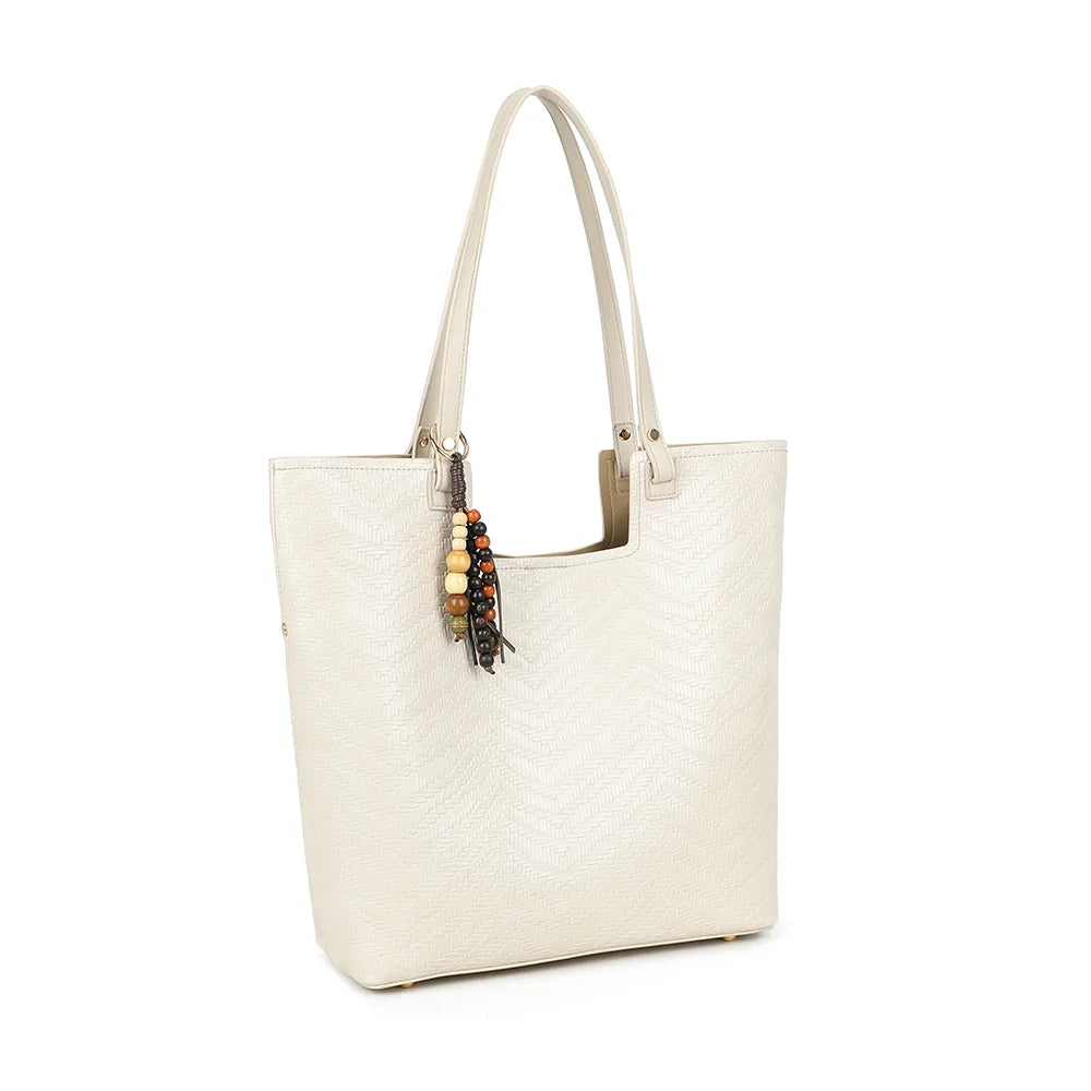 Honey beige vu de trois quarts : silhouette cabas nette, découpe en haut et longues anses d’épaule – réf. A-9159