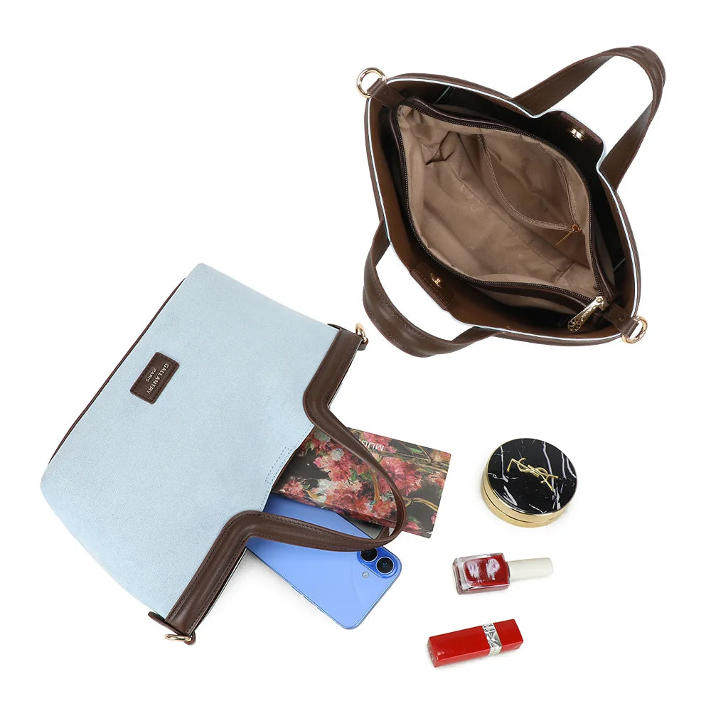 Intérieur du Horizon Chic bleu clair : fermeture éclair et poche zippée pour les essentiels – réf. R-2038-1