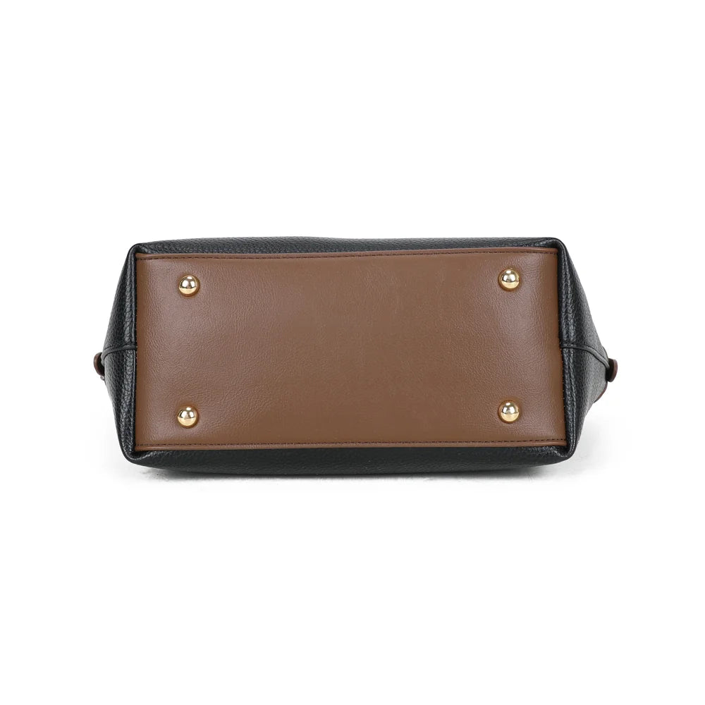 Dessous du sac Horizon Duo noir, base plate qui lui permet de tenir debout – réf. R-2038