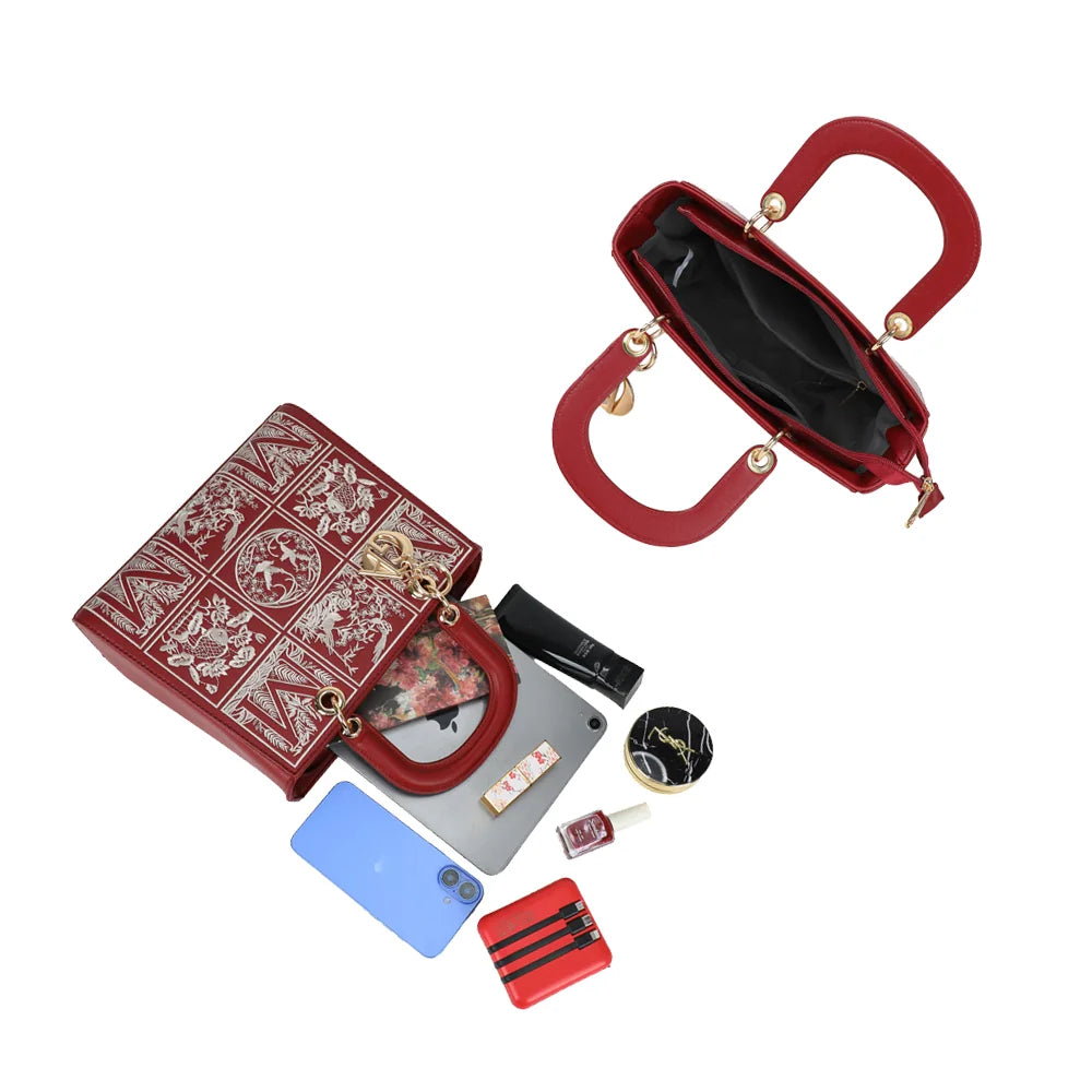 Intérieur zippé du sac Isalda rouge foncé, pensé pour garder téléphone et essentiels bien rangés – réf. DQ-9443-8