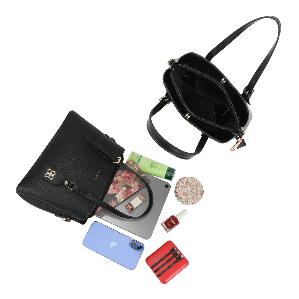 Intérieur du Jardin Secret noir : compartiment central zippé et poches pour ranger vos essentiels – réf. KJ-62047-1