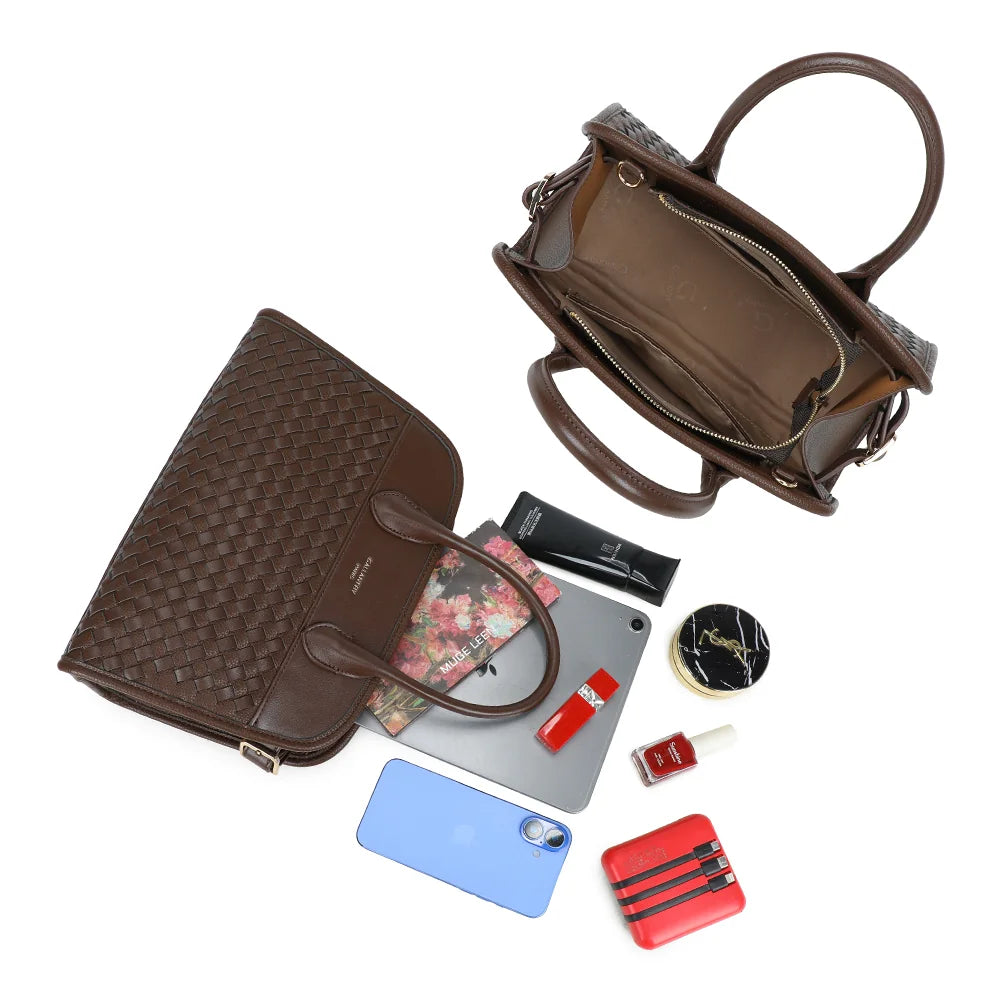 Intérieur de Juliette café : ouverture zippée et compartiment doublé pour vos essentiels du quotidien – réf. DG-5818