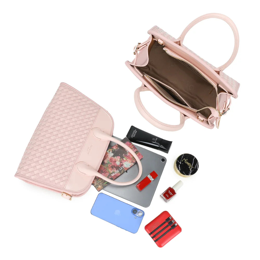 Intérieur de Juliette rose : ouverture zippée et compartiment doublé pour vos essentiels du quotidien – réf. DG-5818