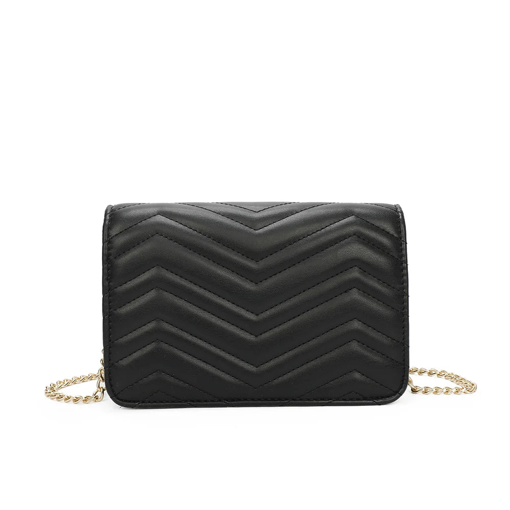 Dos de L’Allegra noir, avec le même matelassage en chevrons que sur l’avant – réf. C-0159