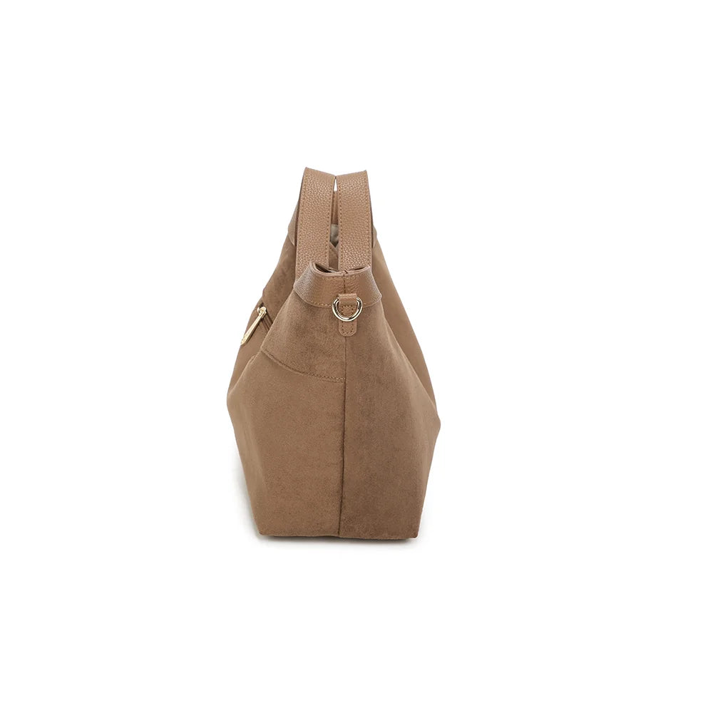 Profil de L'Élancée taupe foncé : 12 cm de profondeur et anneau doré pour la bandoulière – réf. KJ-62084