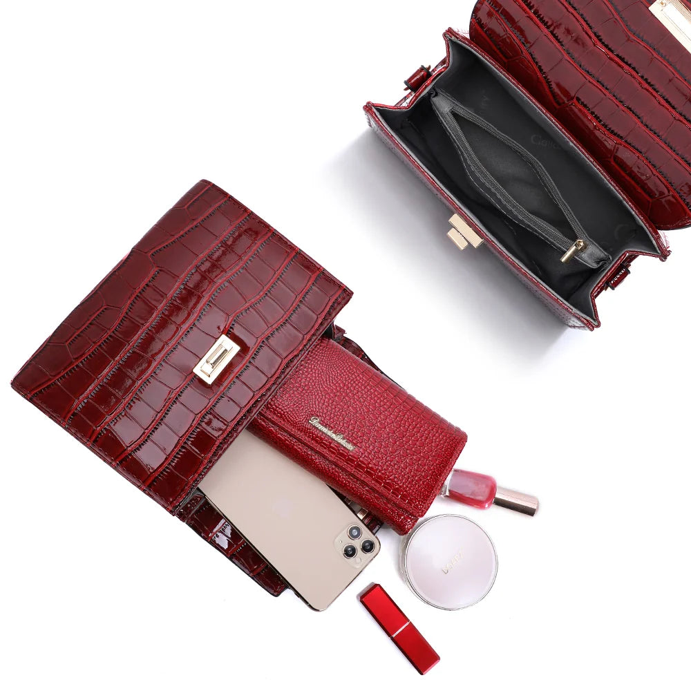 Intérieur compartimenté du sac L'Éxotique rouge foncé avec poche zippée pour téléphone et essentiels – réf. HY-5413-3