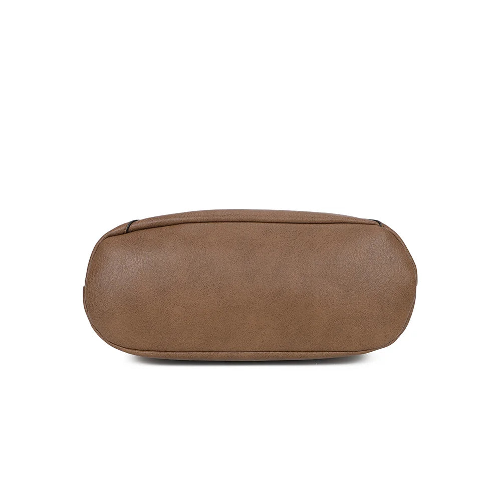 Dessous de L’Organisé Compact taupe foncé, simili cuir grainé souple aux finitions surpiquées – réf. M-9263-3