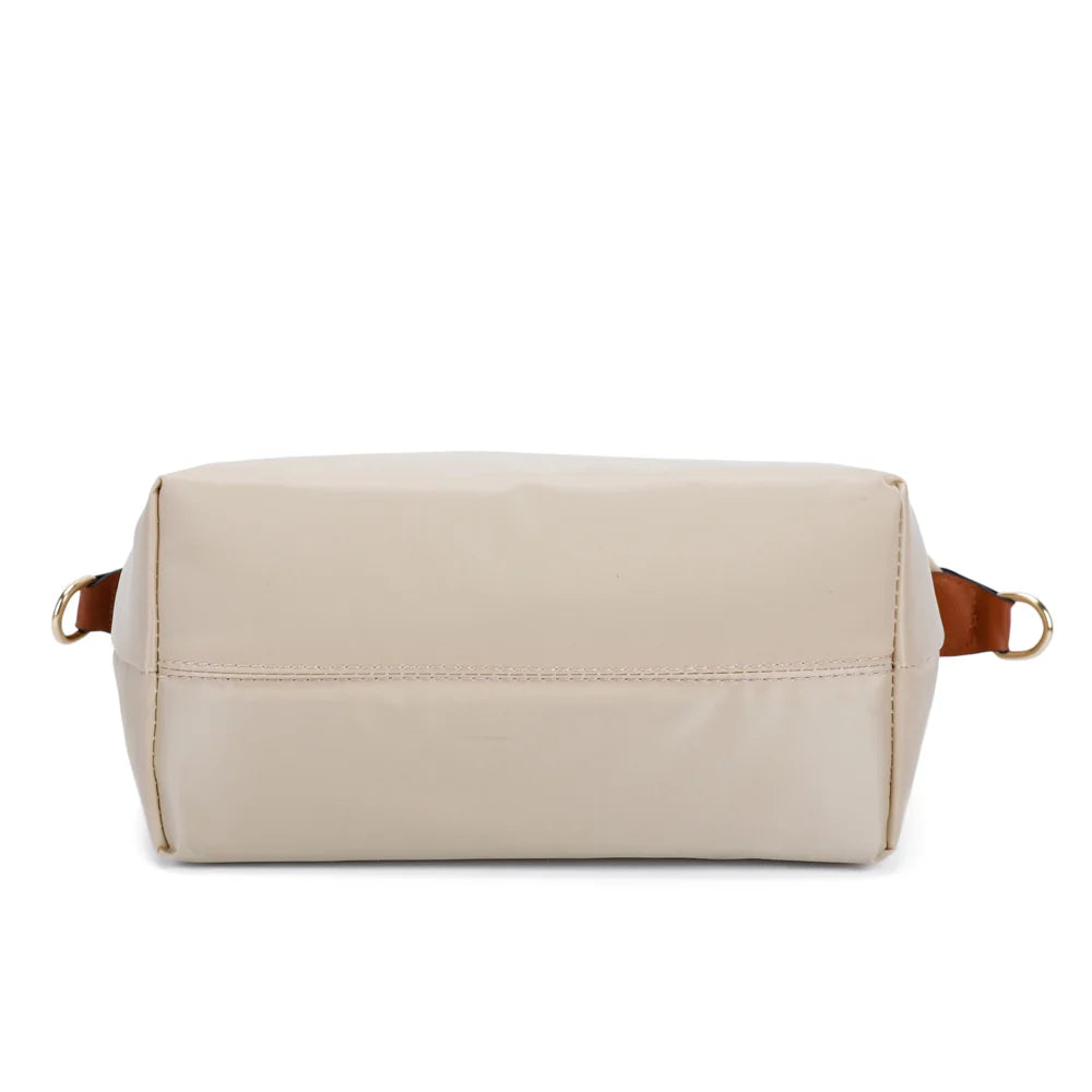 Dessous de La Balade beige en nylon léger, format compact de 29 × 13 cm – réf. Z-01