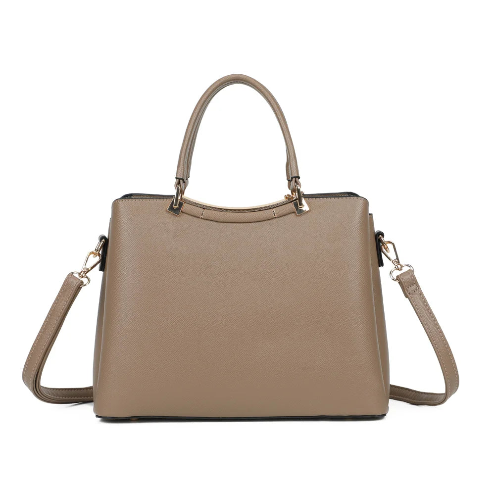 Dos du sac La Cassia taupe foncé, surface lisse à fine texture grainée et poignées assorties – réf. DQ-8676-2