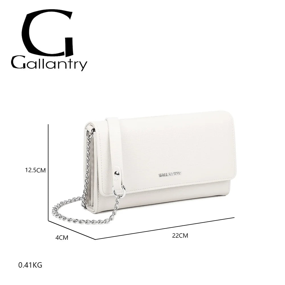 Dimensions de La Célina blanc : 22 × 4 × 12,5 cm pour 0,41 kg, un format pochette compact – réf. SF-69049